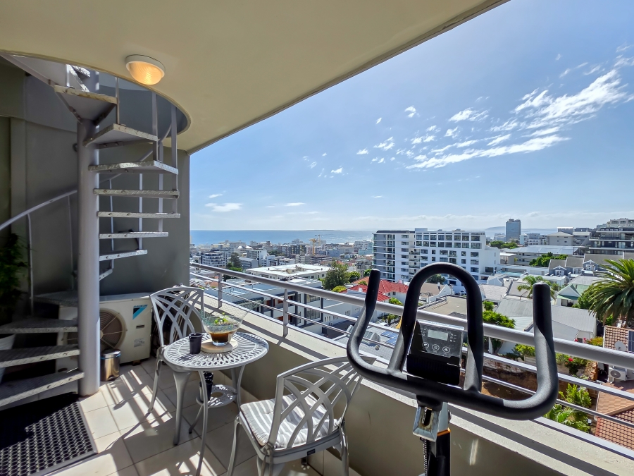 2 Bedroom Property for Sale in Sea Point Western Cape